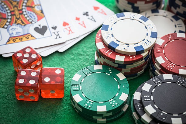 nusa365 Play'n GO live-dealer studio interface showing blackjack table with live dealer